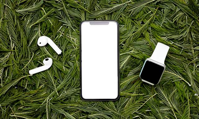 Why Choosing a Refurbished iPhone or Apple Watch Powers the Circular Economy
